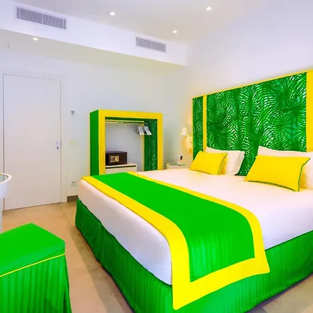 My Exclusive Italy - Beachfront & Private Sea Access Villa Sorrento