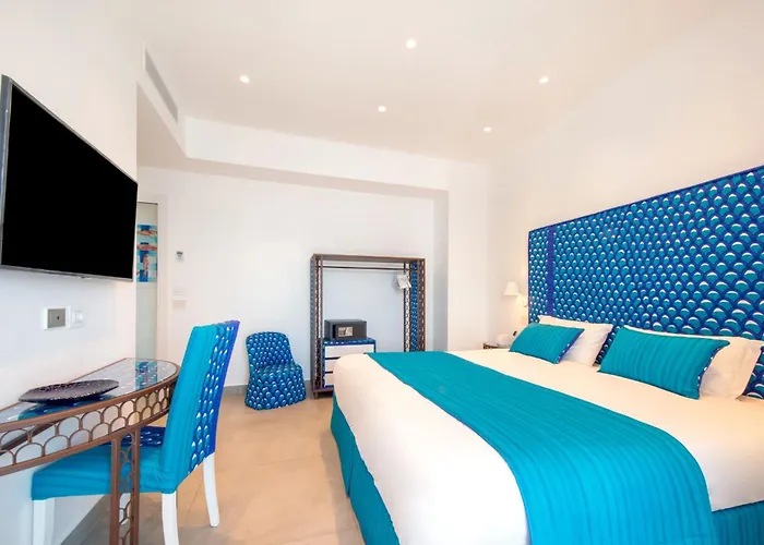 My Exclusive Italy - Beachfront & Private Sea Access Villa Sorrent