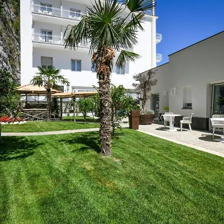My Exclusive Italy - Beachfront & Private Sea Access Villa Península Sorrentina