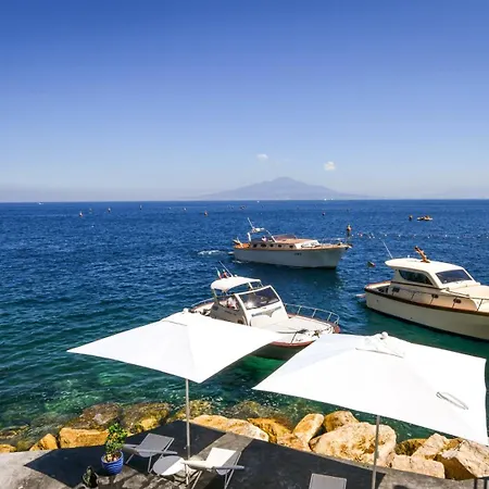 别墅 My Exclusive Italy - Beachfront & Private Sea Access 索伦托