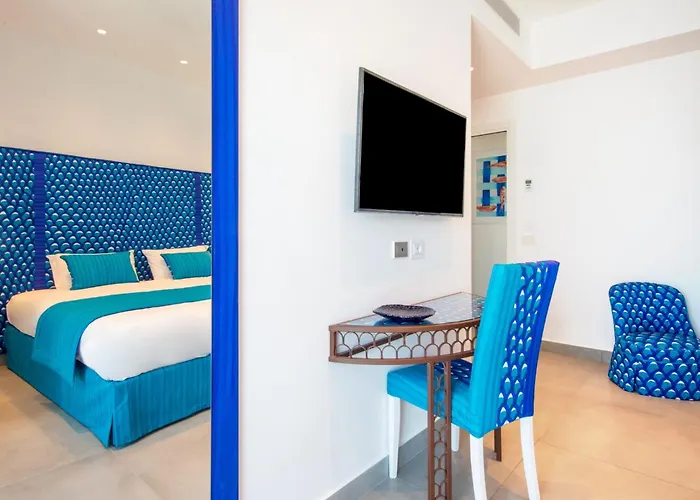 My Exclusive Italy - Beachfront & Private Sea Access Willa