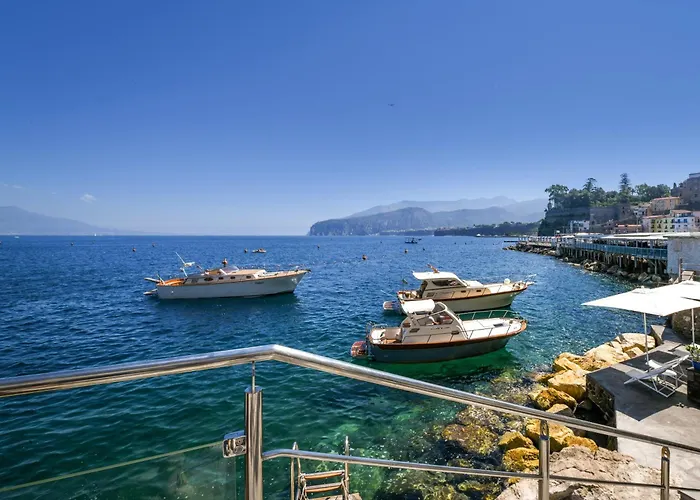 My Exclusive Italy - Beachfront & Private Sea Access Willa *